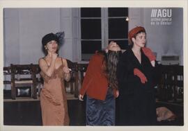 Improvisación escénica "La carrera del gato".